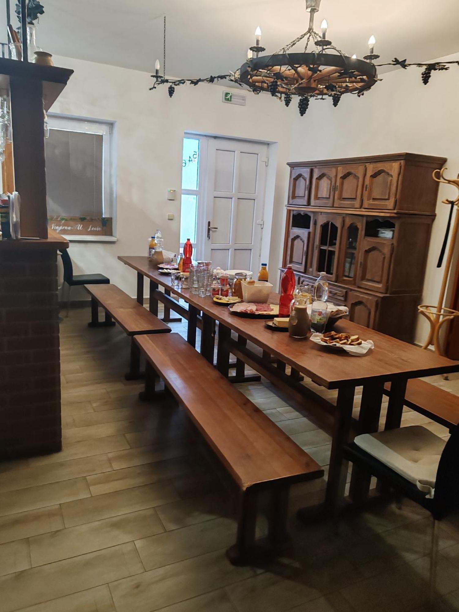 Ubytovani U Leose Zaječí Esterno foto